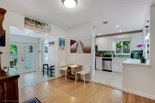 113 SW 2nd St, Hallandale Beach, FL 33009 - Photo 5