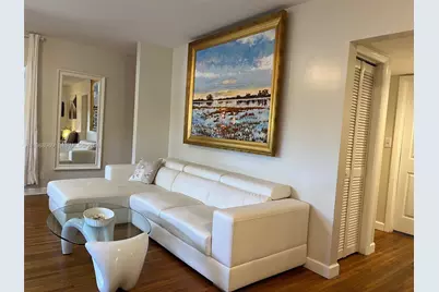 113 SW 2nd St, Hallandale Beach, FL 33009 - Photo 37