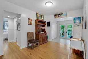 113 SW 2nd St, Hallandale Beach, FL 33009 - Photo 13