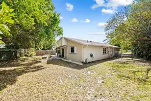 1633 NW 4th St, Boca Raton, FL 33486 - Photo 27