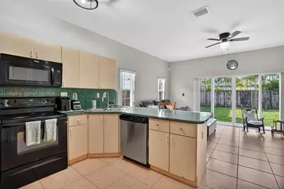 14490 SW 180th St, Miami, FL 33177 - Photo 13
