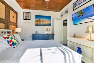 212 SW 1st Ave, Hallandale Beach, FL 33009 - Photo 25