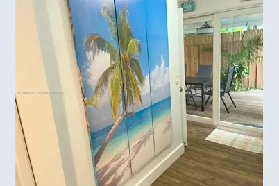 212 SW 1st Ave, Hallandale Beach, FL 33009 - Photo 13