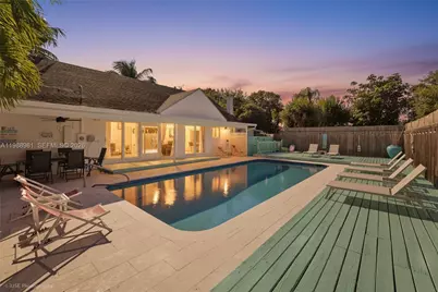 212 SW 1st Ave, Hallandale Beach, FL 33009 - Photo 31