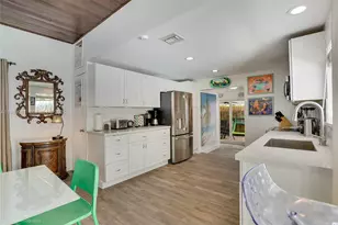 212 SW 1st Ave, Hallandale Beach, FL 33009 - Photo 9