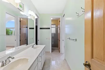 10091 NW 7th St, Plantation, FL 33324 - Photo 25
