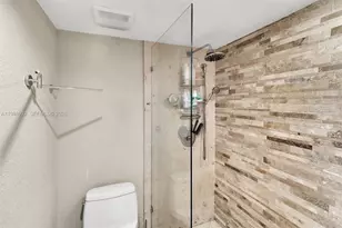 2829 Indian Creek Dr, Miami Beach, FL 33140 - Photo 15