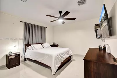 5614 Flagler St, Hollywood, FL 33023 - Photo 29