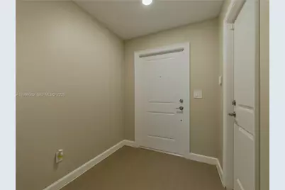 6011 Woods Edge Cir #6011, Riviera Beach, FL 33410 - Photo 7