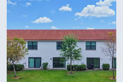 6011 Woods Edge Cir #6011, Riviera Beach, FL 33410 - Photo 29