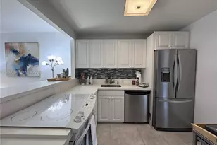 3301 N Country Club Dr, Aventura, FL 33180 - Photo 7