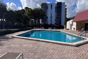 3301 N Country Club Dr, Aventura, FL 33180 - Photo 35