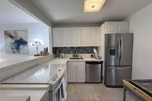 3301 N Country Club Dr, Aventura, FL 33180 - Photo 1