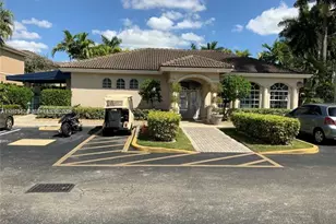 5725 NW 114th Path, Doral, FL 33178 - Photo 25