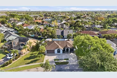 1010 SW 149th Ln, Sunrise, FL 33326 - Photo 13