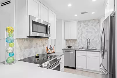 1940 NE 2nd Ave #118J, Wilton Manors, FL 33305 - Photo 11