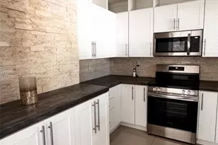 365 NE 32nd Terrace, Homestead, FL 33033 - Photo 11