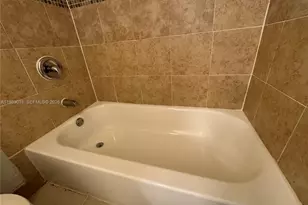 10717 Cleary Blvd, Plantation, FL 33324 - Photo 23