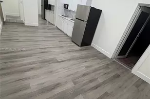 19541 NW 57th Ct, Hialeah, FL 33015 - Photo 1