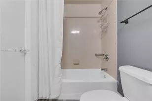 185 SE 14th Terrace, Miami, FL 33131 - Photo 35