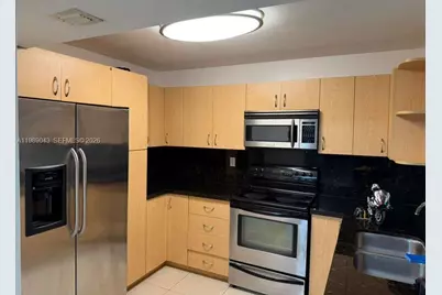 2750 NE 183rd St #1201, Aventura, FL 33160 - Photo 3