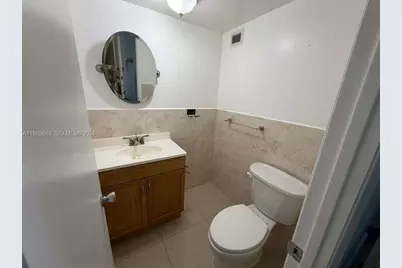 2750 NE 183rd St #1201, Aventura, FL 33160 - Photo 5
