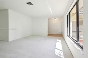 1326 NW 111th Ave, Coral Springs, FL 33071 - Photo 7