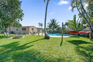 8730 NW 18th St, Pembroke Pines, FL 33024 - Photo 7