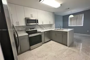 14832 SW 104th St, Kendall, FL 33196 - Photo 7