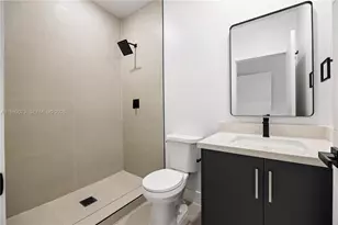 122 NW 5th Ave, Hallandale Beach, FL 33009 - Photo 7