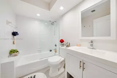 20765 NE 32nd Ave, Aventura, FL 33180 - Photo 17