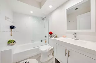 20765 NE 32nd Ave, Aventura, FL 33180 - Photo 17