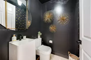 20765 NE 32nd Ave, Aventura, FL 33180 - Photo 5