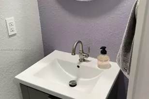 1236 NW 208th St, Miami Gardens, FL 33169 - Photo 27