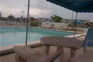 1351 NE Miami Gardens Dr, Miami, FL 33179 - Photo 13