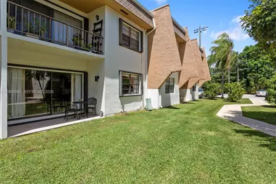 8287 SW 128th St #109, Pinecrest, FL 33156 - Photo 13