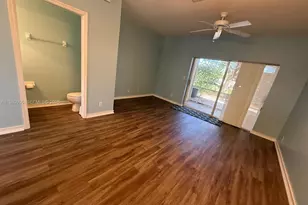 8285 Pacific Beach Dr, Fort Myers, FL 33966 - Photo 9