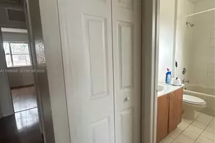 667 SW 10th St, Florida City, FL 33034 - Photo 7