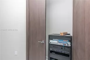 851 NE 1st Ave, Miami, FL 33132 - Photo 39