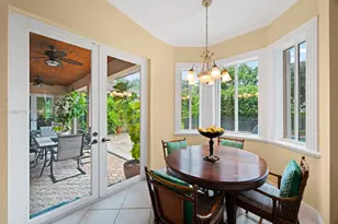 10621 SW 77th Ave, Pinecrest, FL 33156 - Photo 13