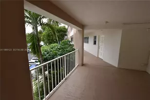 3800 Oaks Clubhouse Dr, Pompano Beach, FL 33069 - Photo 33
