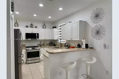 909 NE 42nd Ave, Homestead, FL 33033 - Photo 27