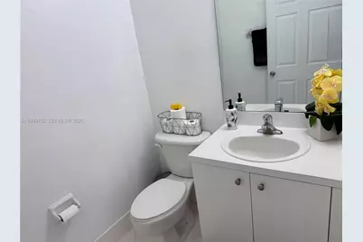 909 NE 42nd Ave, Homestead, FL 33033 - Photo 13