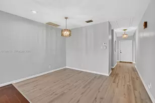 8662 Bella Vista Dr, Boca Raton, FL 33433 - Photo 13