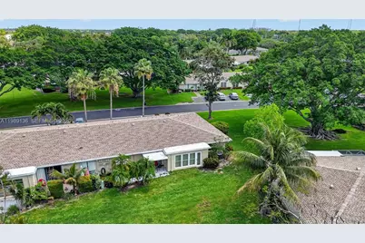 8662 Bella Vista Dr, Boca Raton, FL 33433 - Photo 41