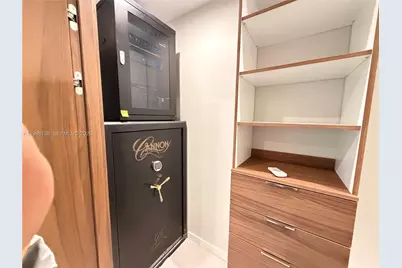 3200 NE 165th St, North Miami Beach, FL 33160 - Photo 27