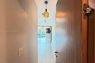 3200 NE 165th St, North Miami Beach, FL 33160 - Photo 17