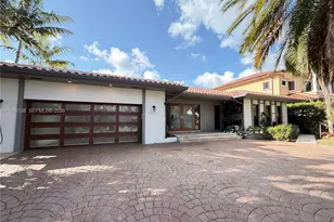 3200 NE 165th St, North Miami Beach, FL 33160 - Photo 1