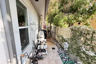 3200 NE 165th St, North Miami Beach, FL 33160 - Photo 47