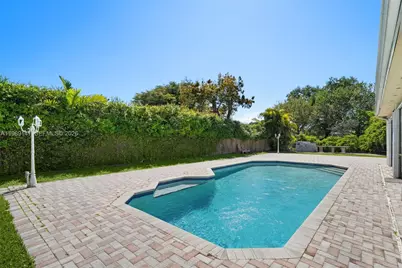 7390 SW 114th St, Pinecrest, FL 33156 - Photo 17